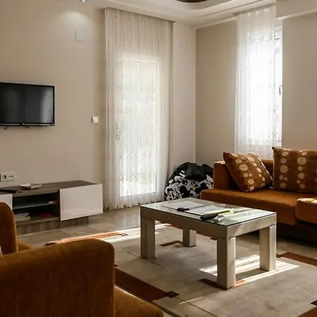 Villa Rain *